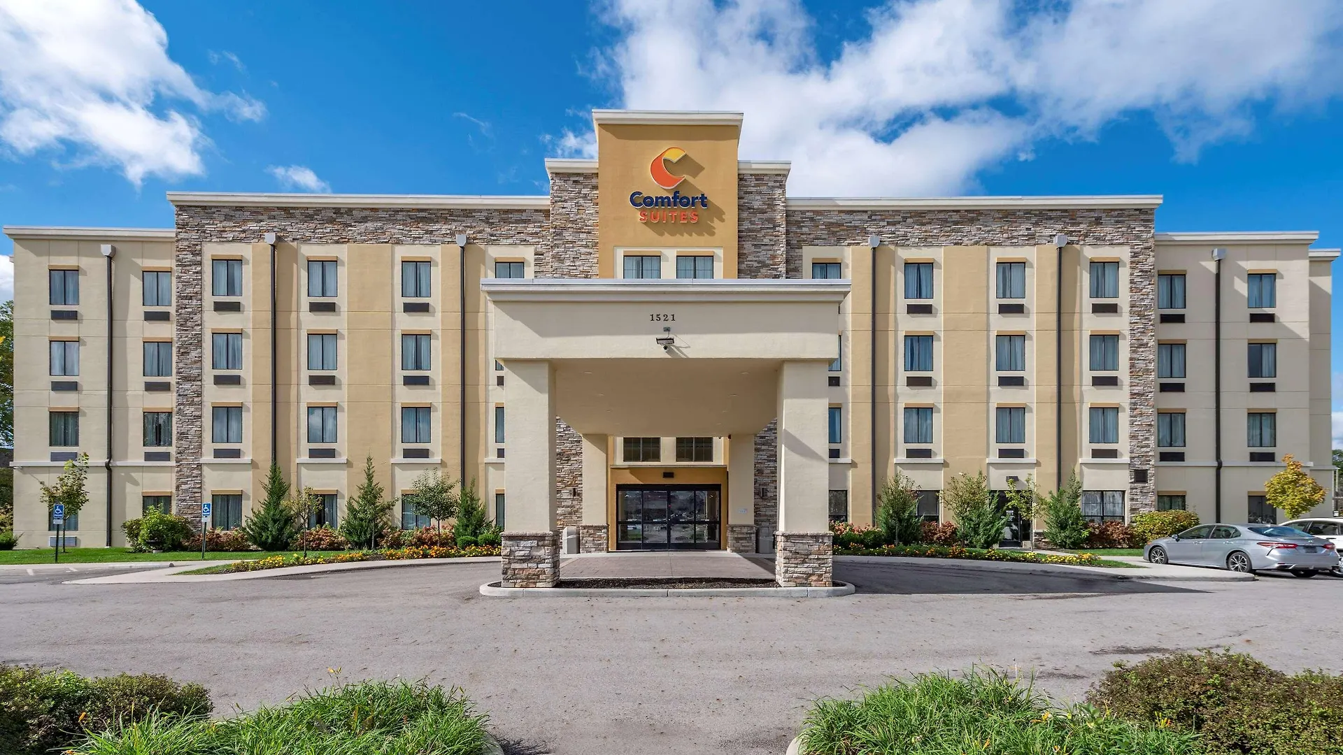 Comfort Suites Columbus Airport location