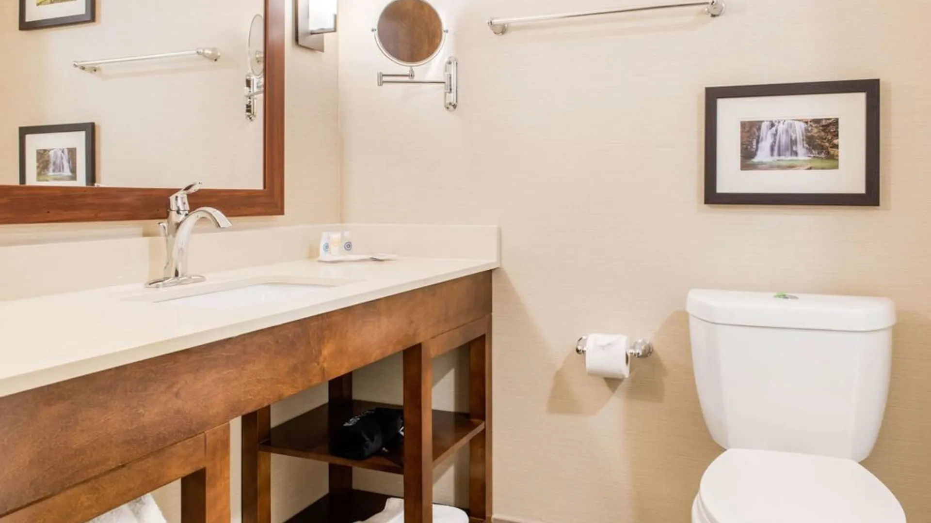 Comfort Suites Columbus Airport